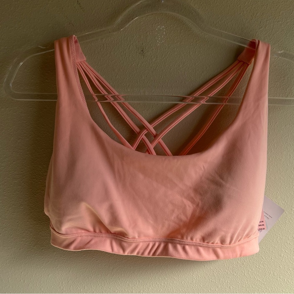 NWT XL VS sports bra